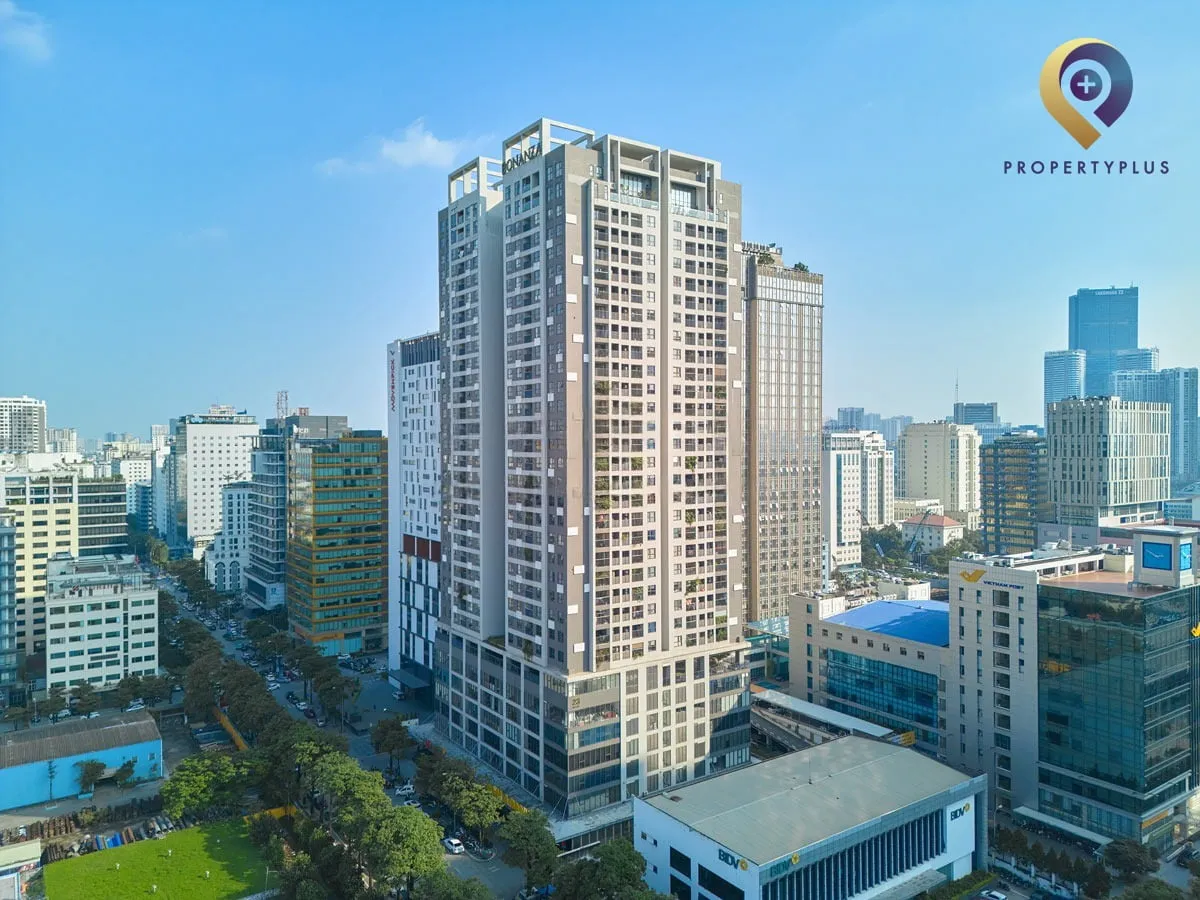 Toàn cảnh tòa nhà Dreamland-Bonanza tại Duy Tân, Quận Cầu Giấy, Hà Nội.